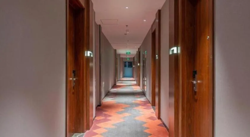 Borrman Hotel Liuzhou Guizhong Avenue Liugao