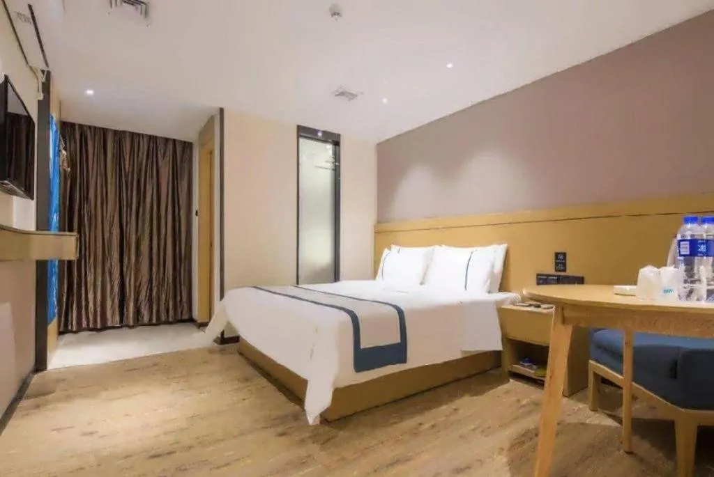 Bed in City Comfort Inn Guangzhou Jiahe Wanggang Metro Station Police Academy Changhong