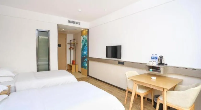 Bed in City Comfort Inn Guangzhou Jiahe Wanggang Metro Station Police Academy Changhong