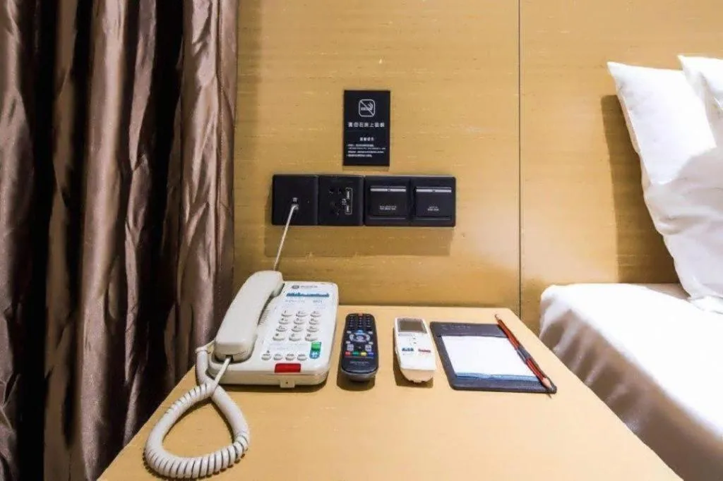 Bed in City Comfort Inn Guangzhou Jiahe Wanggang Metro Station Police Academy Changhong