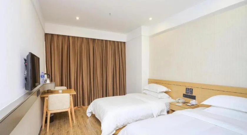 Bed in City Comfort Inn Guangzhou Jiahe Wanggang Metro Station Police Academy Changhong