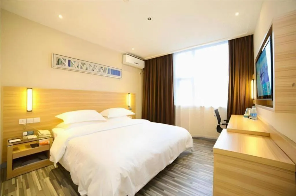 Bed in City Comfort Inn Guangzhou Jiahe Wanggang Metro Station Police Academy Changhong