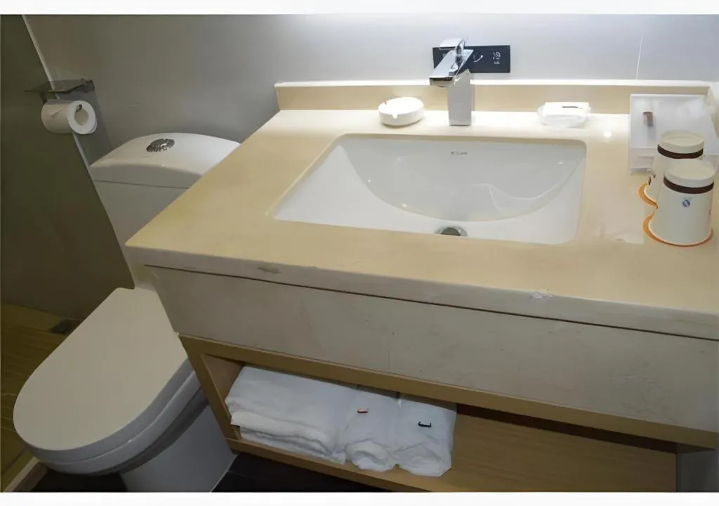 City Comfort Inn Guangzhou Jiahe Wanggang Metro Station Police Academy Changhong