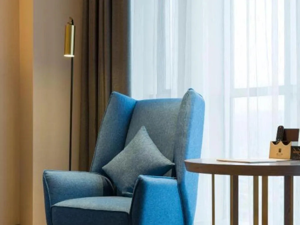 Echarm Plus Hotel Changsha High-speed Railway South Station Desiqin