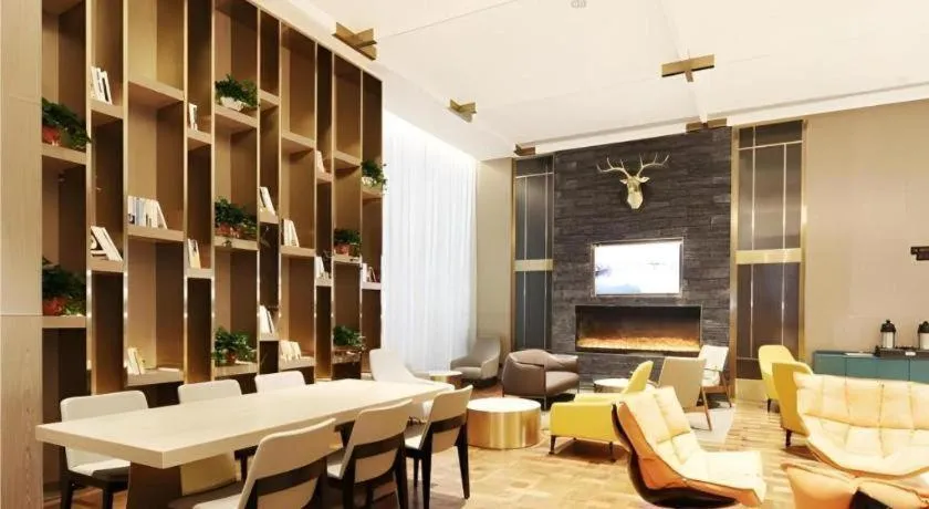 Echarm Plus Hotel Changsha High-speed Railway South Station Desiqin