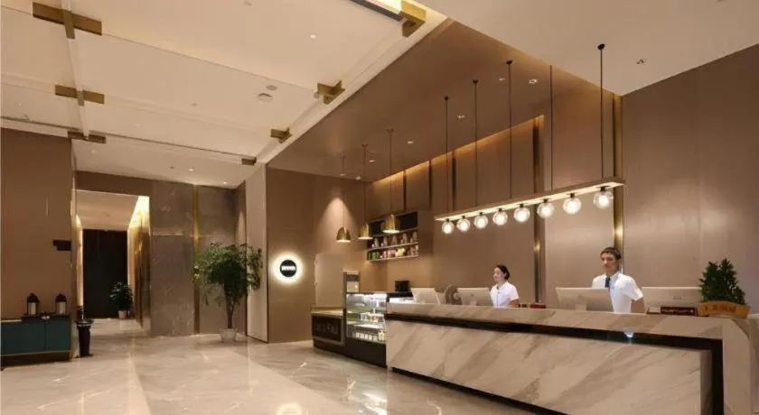 Echarm Plus Hotel Changsha High-speed Railway South Station Desiqin