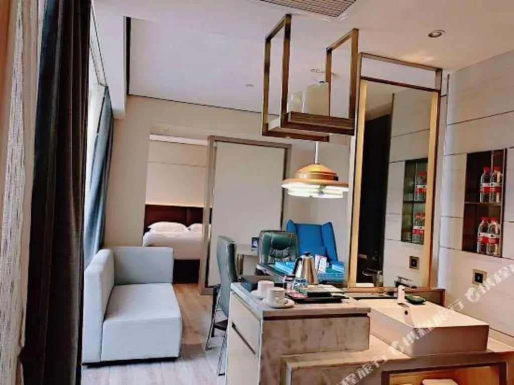 Bed in Echarm Plus Hotel Changsha High-speed Railway South Station Desiqin