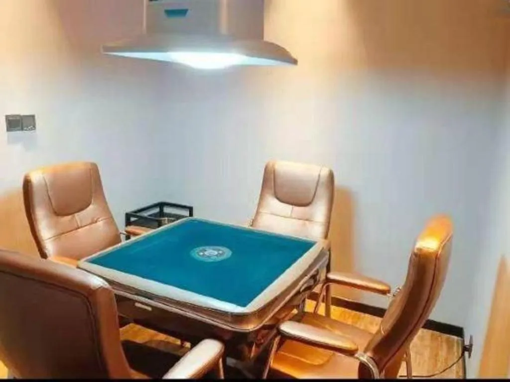 Echarm Plus Hotel Changsha High-speed Railway South Station Desiqin