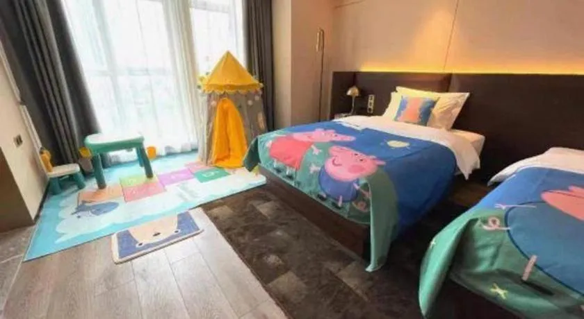 Bed in Echarm Plus Hotel Changsha High-speed Railway South Station Desiqin