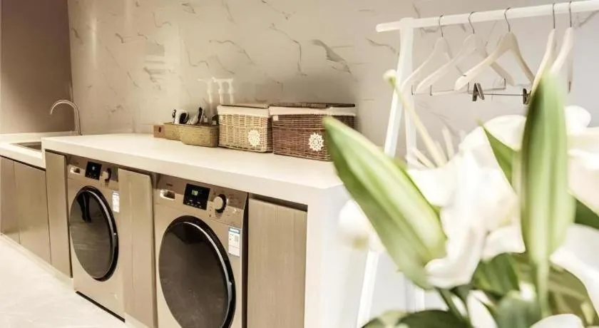 Echarm Plus Hotel Changsha High-speed Railway South Station Desiqin