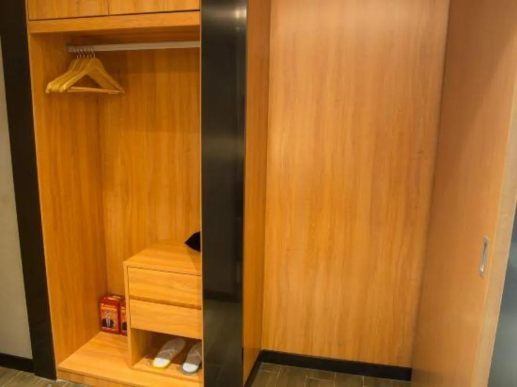 Borrman Hotel Jingzhou Jiangjin West Road Wanda Plaza Fantawild