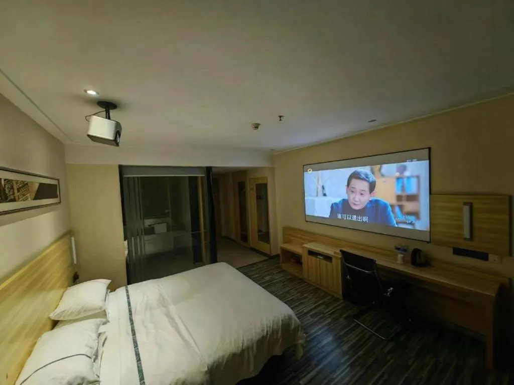 Bed in City Comfort Inn Wuhan Hongshan District Baishazhou Huangjiahu University Town