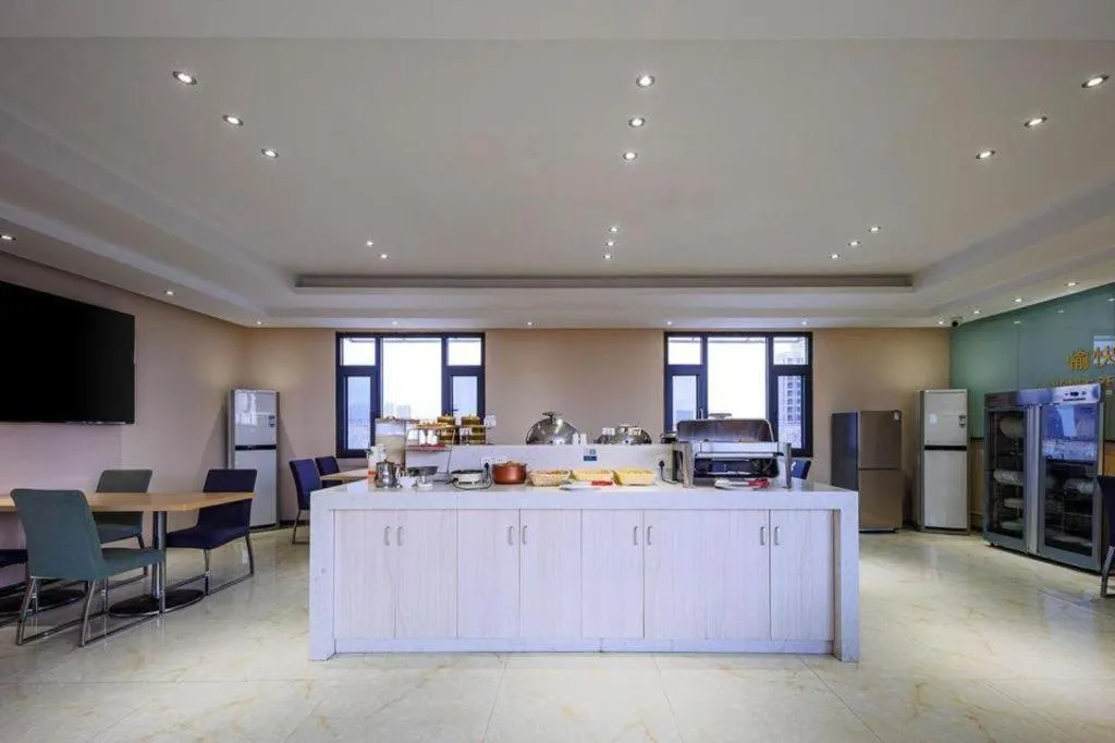 City Comfort Inn Wuhan Hongshan District Baishazhou Huangjiahu University Town