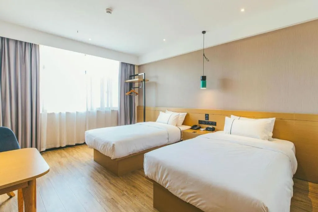 Bed in City Comfort Inn Wuhan Hongshan District Baishazhou Huangjiahu University Town