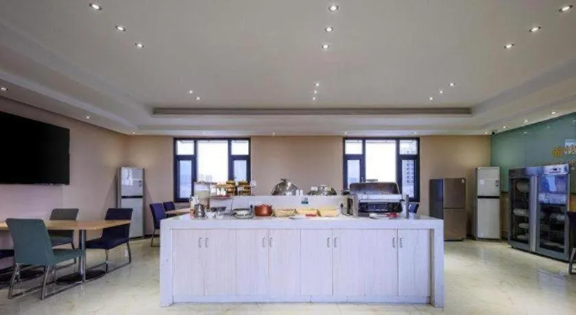 City Comfort Inn Wuhan Hongshan District Baishazhou Huangjiahu University Town