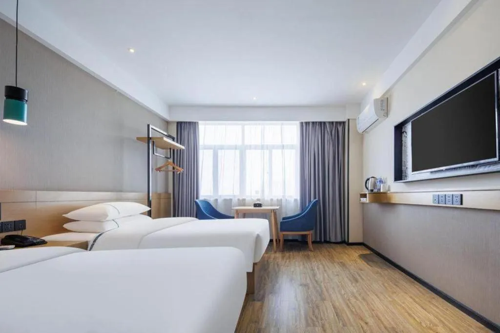 Bed in City Comfort Inn Wuhan Hongshan District Baishazhou Huangjiahu University Town