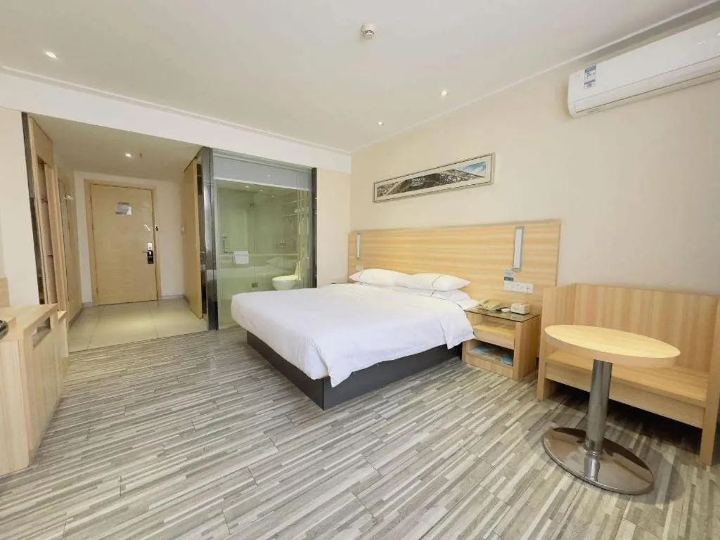 Bed in City Comfort Inn Wuhan Hongshan District Baishazhou Huangjiahu University Town