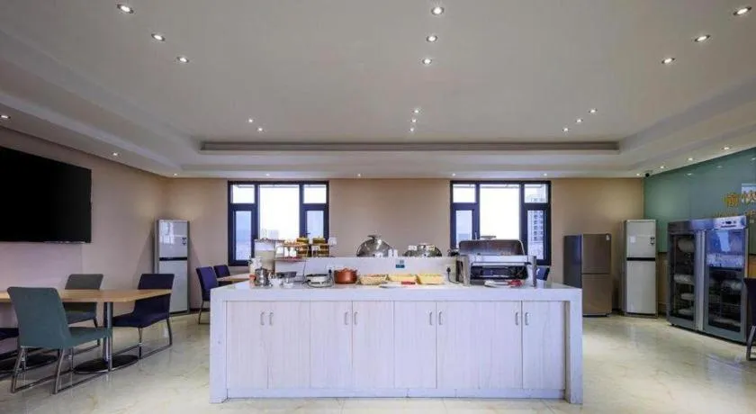 City Comfort Inn Wuhan Hongshan District Baishazhou Huangjiahu University Town