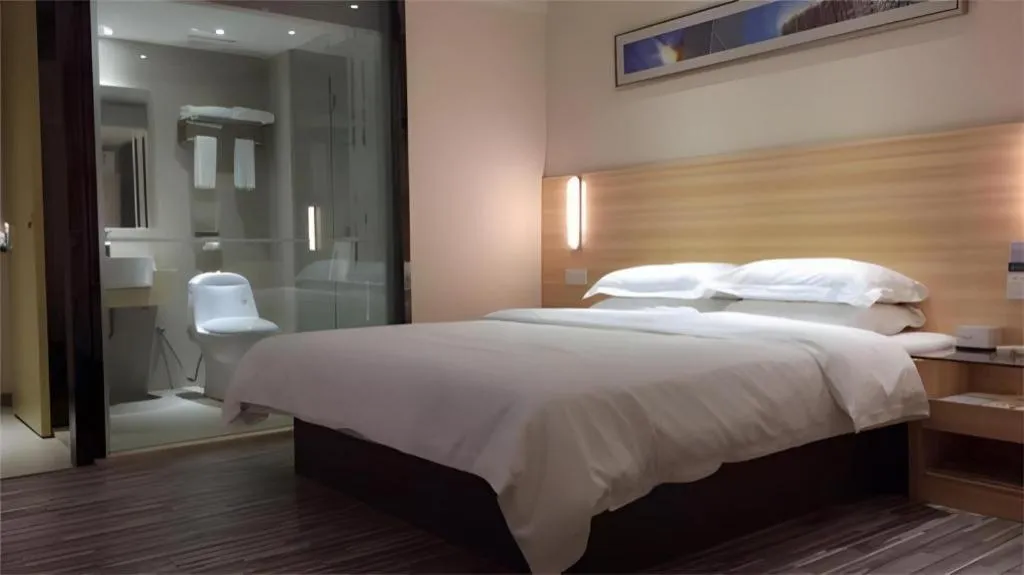 Bed in City Comfort Inn Wuhan Hongshan District Baishazhou Huangjiahu University Town