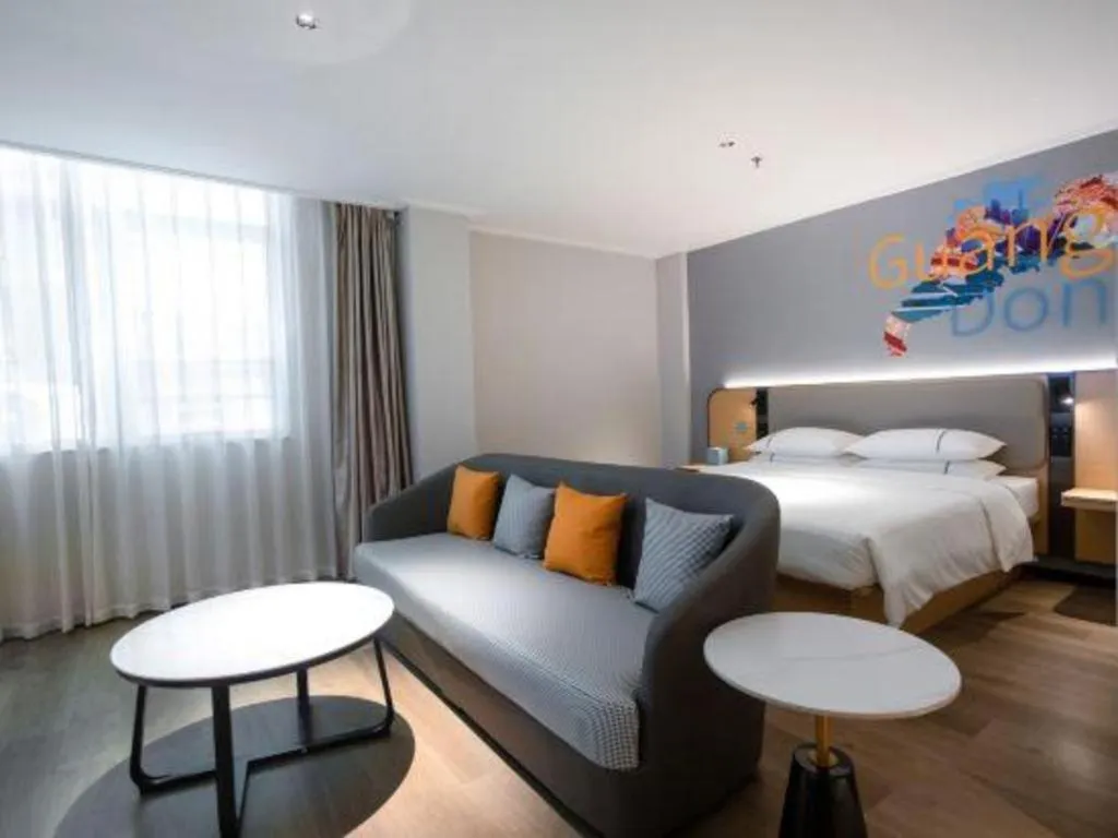 Bed in City Comfort Inn Guangzhou Dashi Metro Station Zoo Main Branch