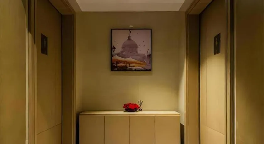 Echeng Hotel Changsha Evening News