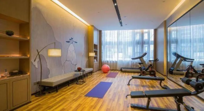 Echeng Hotel Changsha Evening News