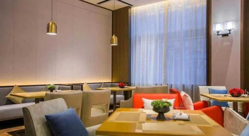 Echeng Hotel Changsha Evening News