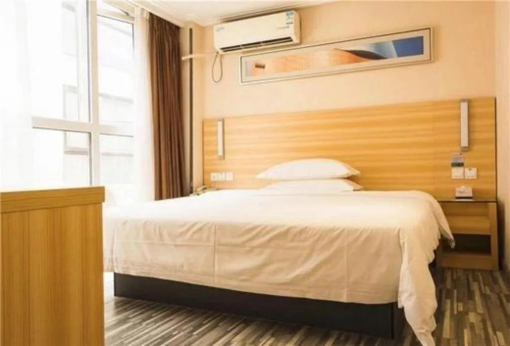 Bed in Jtour Inn Wuhan Hankou Railway East Plaza