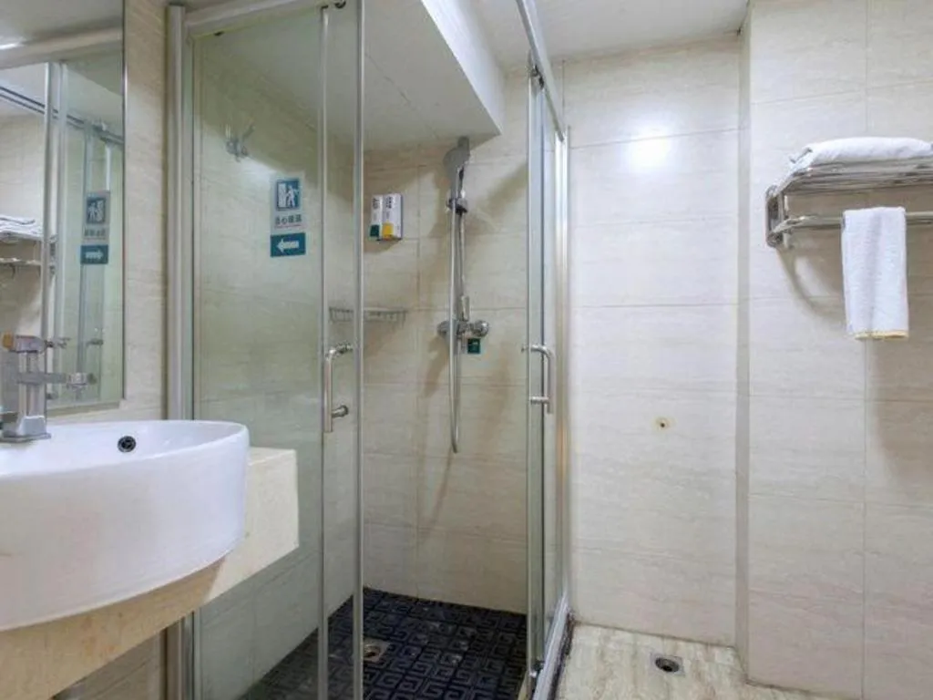 Jtour Inn Wuhan Hankou Railway East Plaza