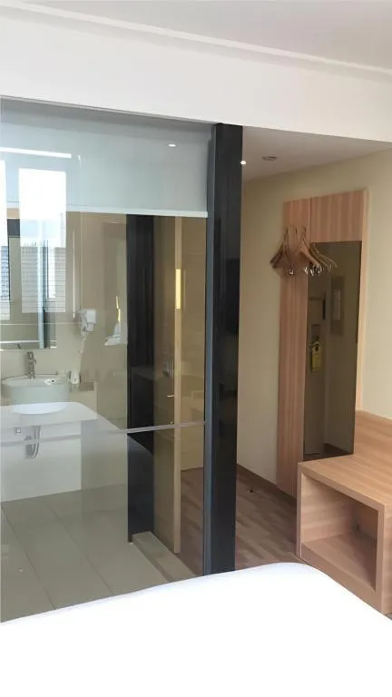 City Comfort Inn Shanghai International Tourism Resort Disney