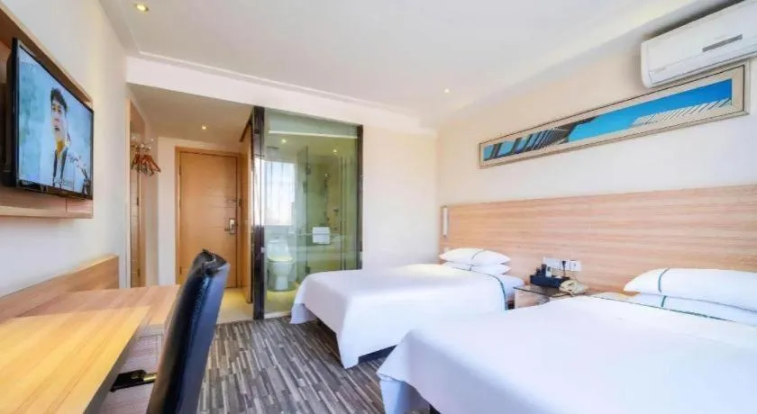 Bed in City Comfort Inn Wuhan Dongwu Avenue Light Rail Station