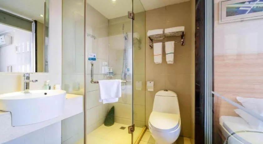 City Comfort Inn Wuhan Dongwu Avenue Light Rail Station