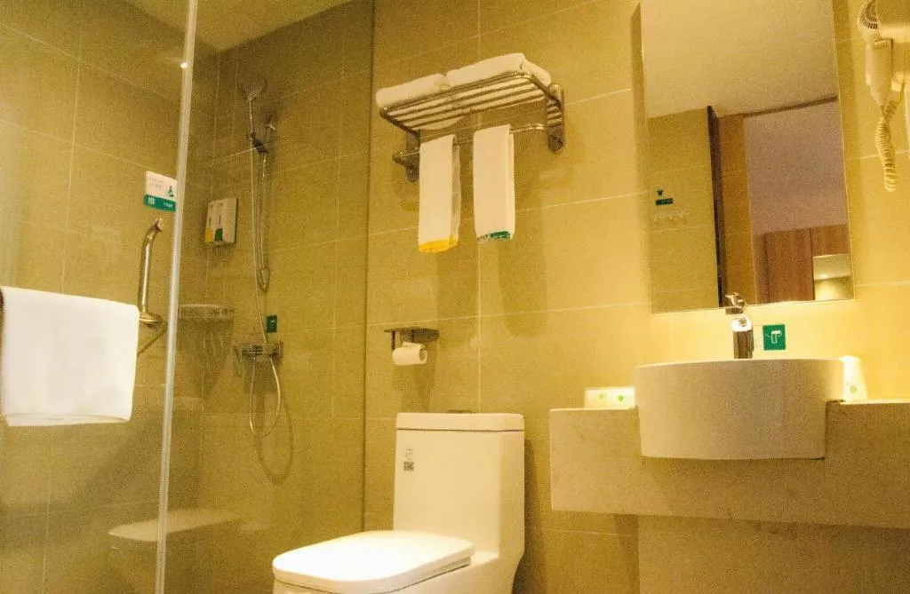 City Comfort Inn Wuhan Dongwu Avenue Light Rail Station