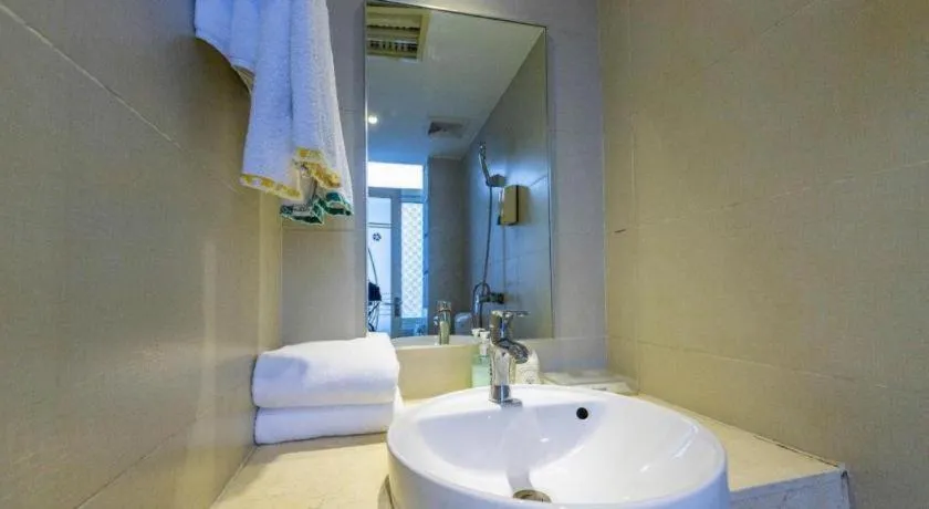 City Comfort Inn Wuhan Dongwu Avenue Light Rail Station