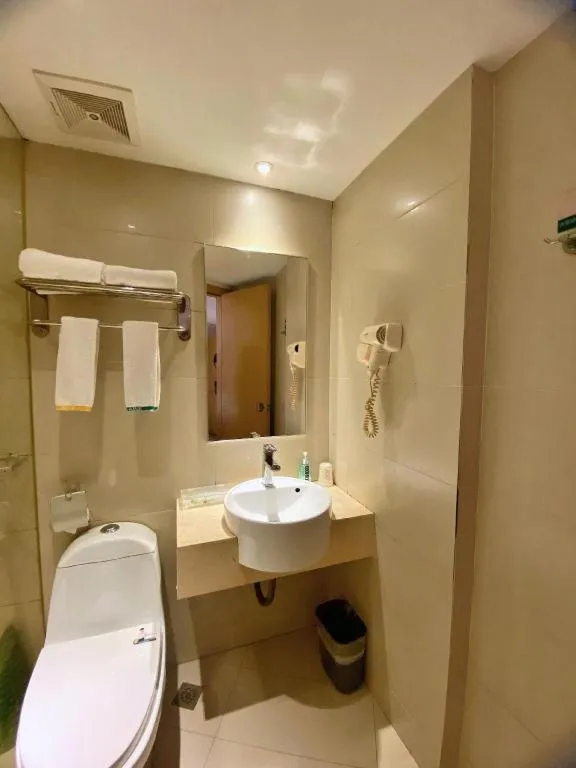 City Comfort Inn Wuhan Dongwu Avenue Light Rail Station