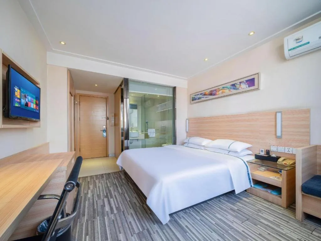 Bed in City Comfort Inn Wuhan Dongwu Avenue Light Rail Station