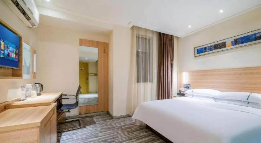 Bed in City Comfort Inn Wuhan Dongwu Avenue Light Rail Station