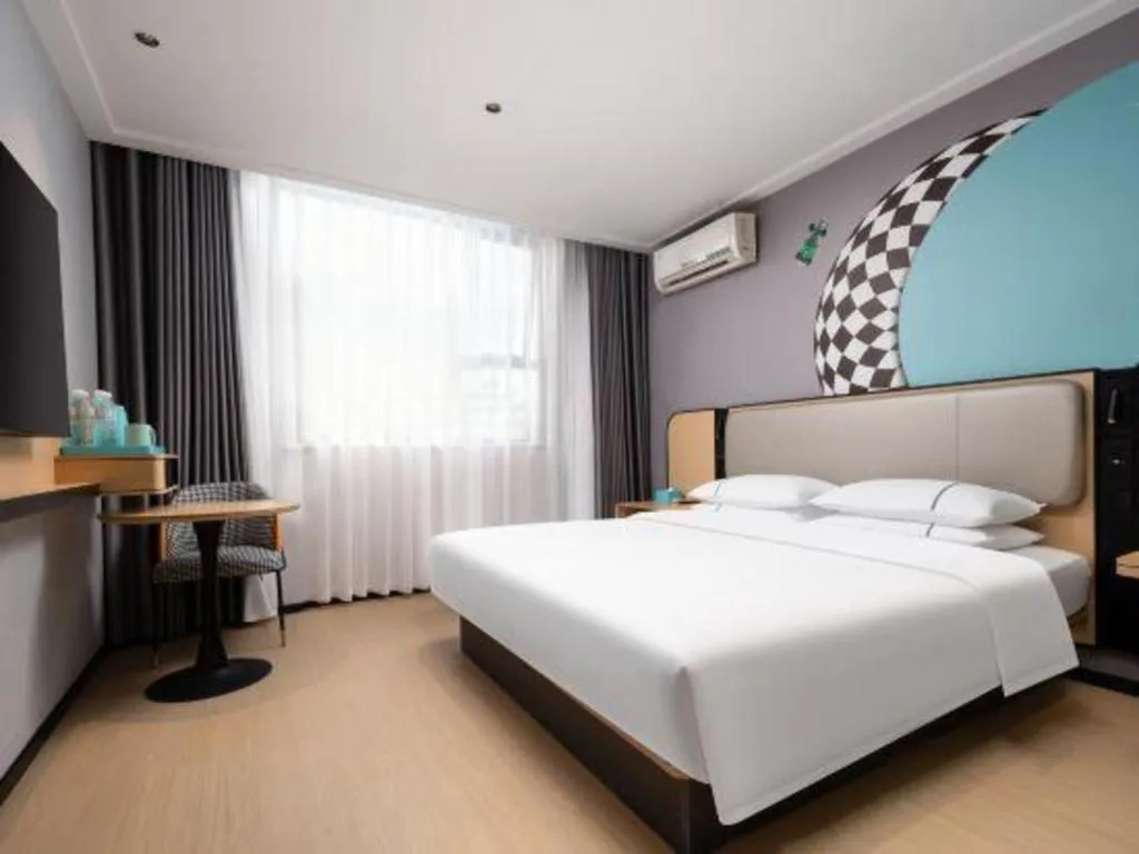 Bed in City Comfort Inn Wuhan Dongwu Avenue Light Rail Station