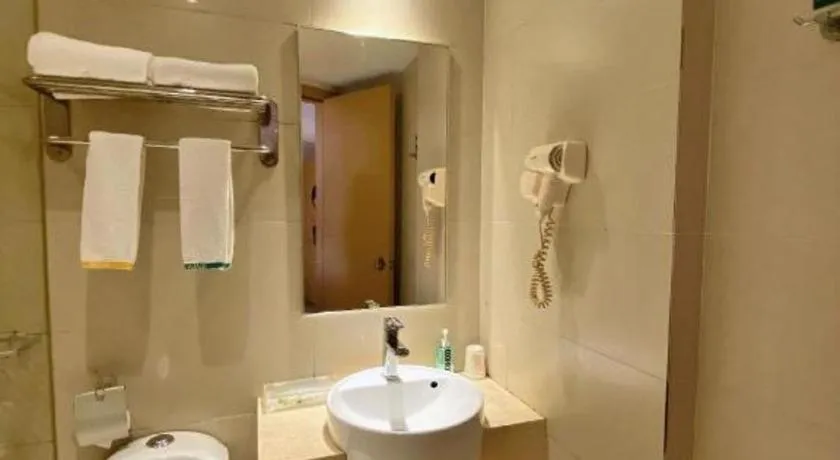 City Comfort Inn Wuhan Dongwu Avenue Light Rail Station