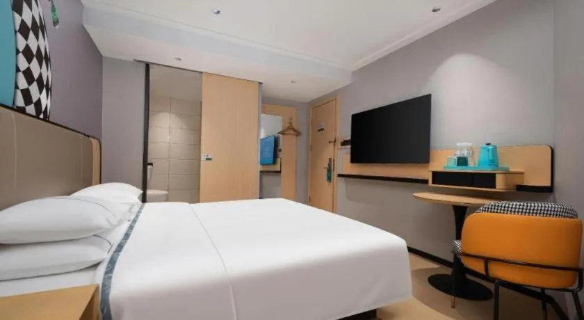 Bed in City Comfort Inn Wuhan Dongwu Avenue Light Rail Station