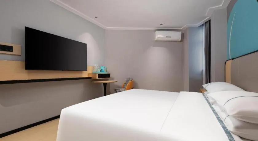 Bed in City Comfort Inn Wuhan Dongwu Avenue Light Rail Station