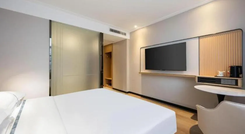 Bed in City Comfort Inn Xiao'gan City Beijing Road