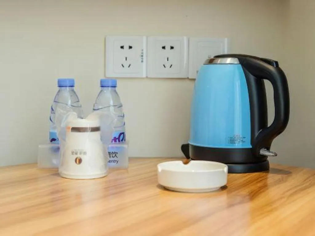 JTOUR Inn Hechi Yizhou Municipal Central Plaza