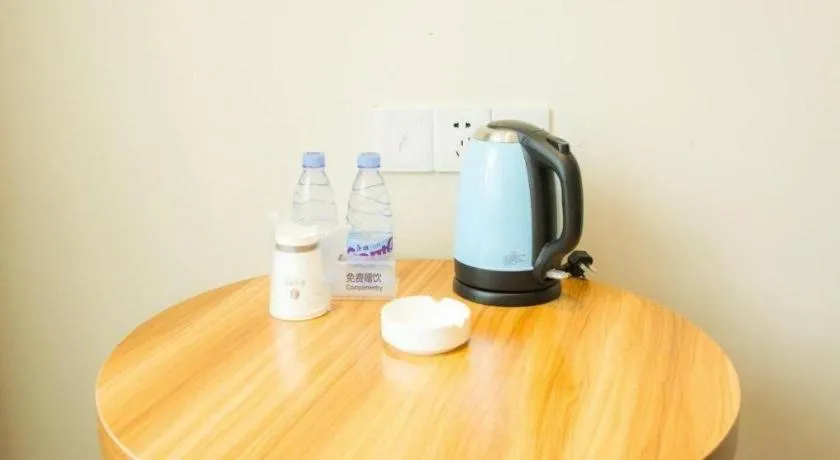 JTOUR Inn Hechi Yizhou Municipal Central Plaza