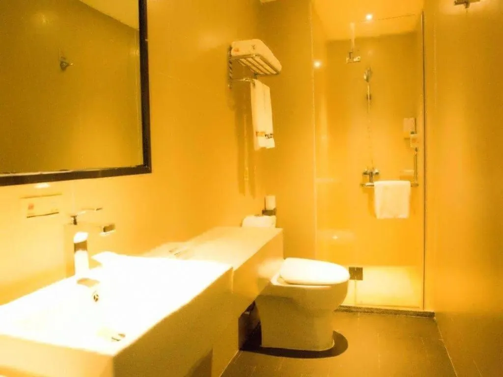 JTOUR Inn Hechi Yizhou Municipal Central Plaza