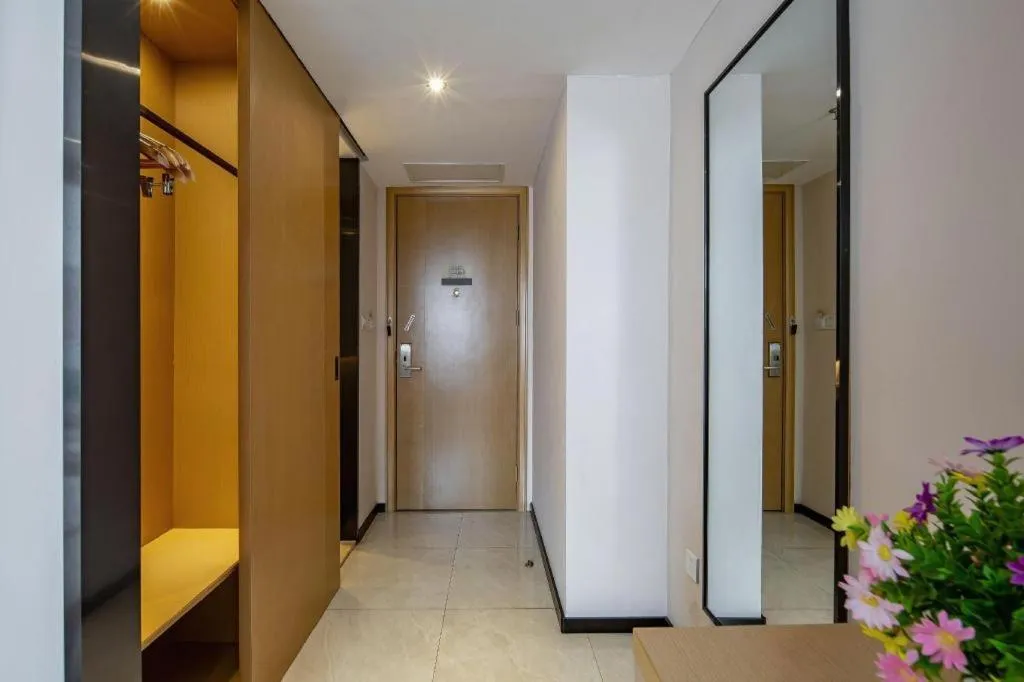 JTOUR Inn Hechi Yizhou Municipal Central Plaza