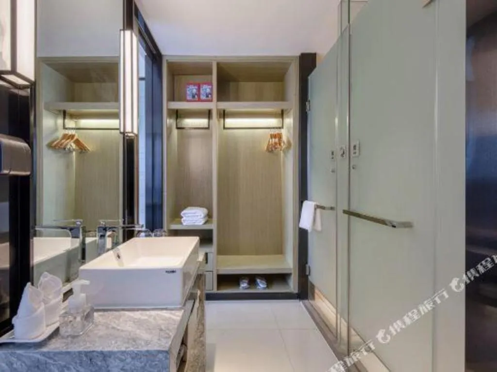 Bed in Echarm Hotel Nanning Chaoyang Square River View