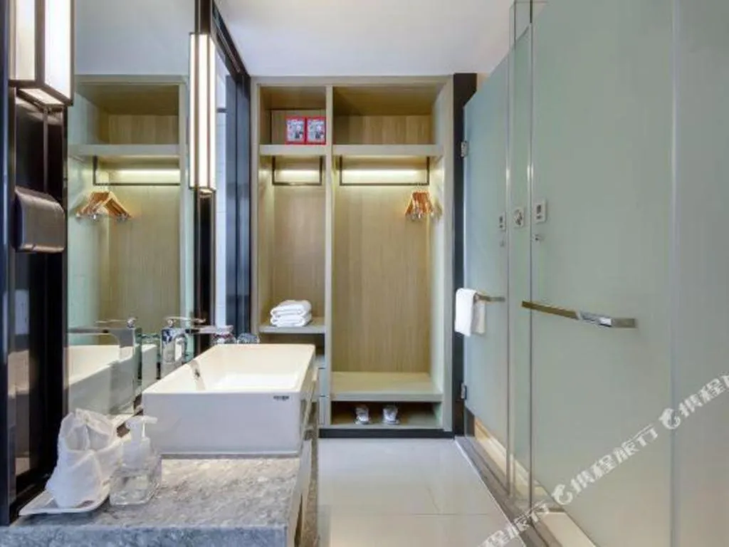 Echarm Hotel Nanning Chaoyang Square River View