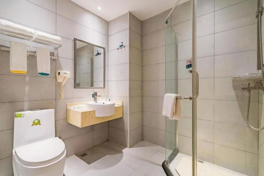 City Comfort Inn Guangzhou Shangxiajiu Hualin Temple Chenjiaci Metro Station