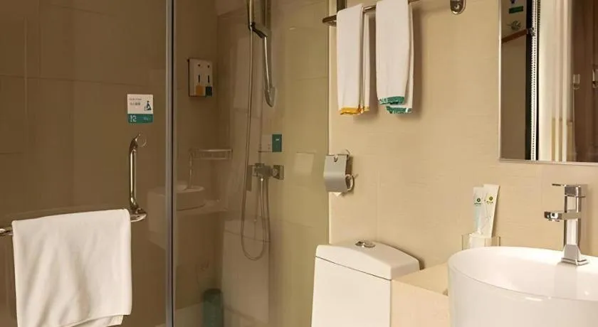 City Comfort Inn Guangzhou Shangxiajiu Hualin Temple Chenjiaci Metro Station